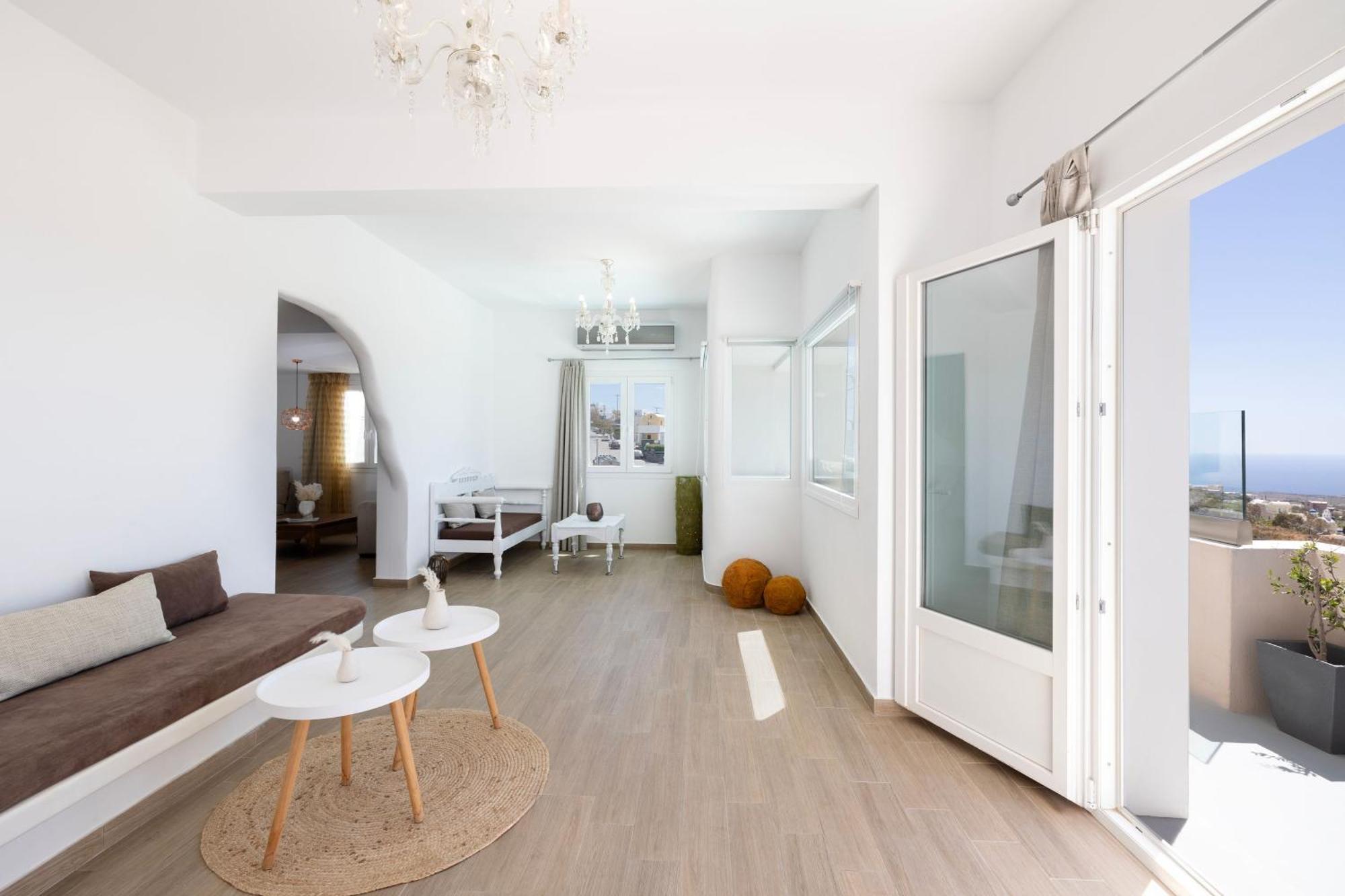 Cinnamon Villa With Private Hot Tub Pýrgos Zewnętrze zdjęcie