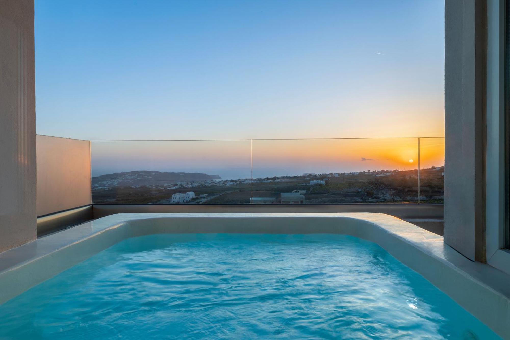 Cinnamon Villa With Private Hot Tub Pýrgos Zewnętrze zdjęcie